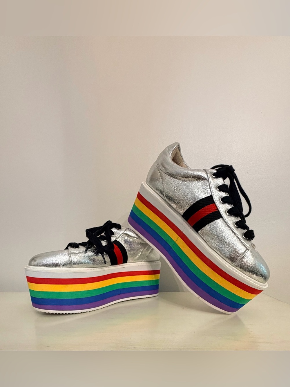 Cape Robbin Momo-1 Rainbow Platform Sneakers Silver Metallic Size 7 Y2K